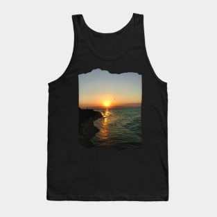 Beautiful photography of ocean waves and sunset sky landscape USA nature lovers Tank Top